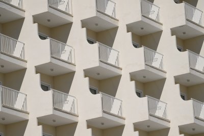 Matte aardetinten verdringen het grijs op Nederlandse gevels