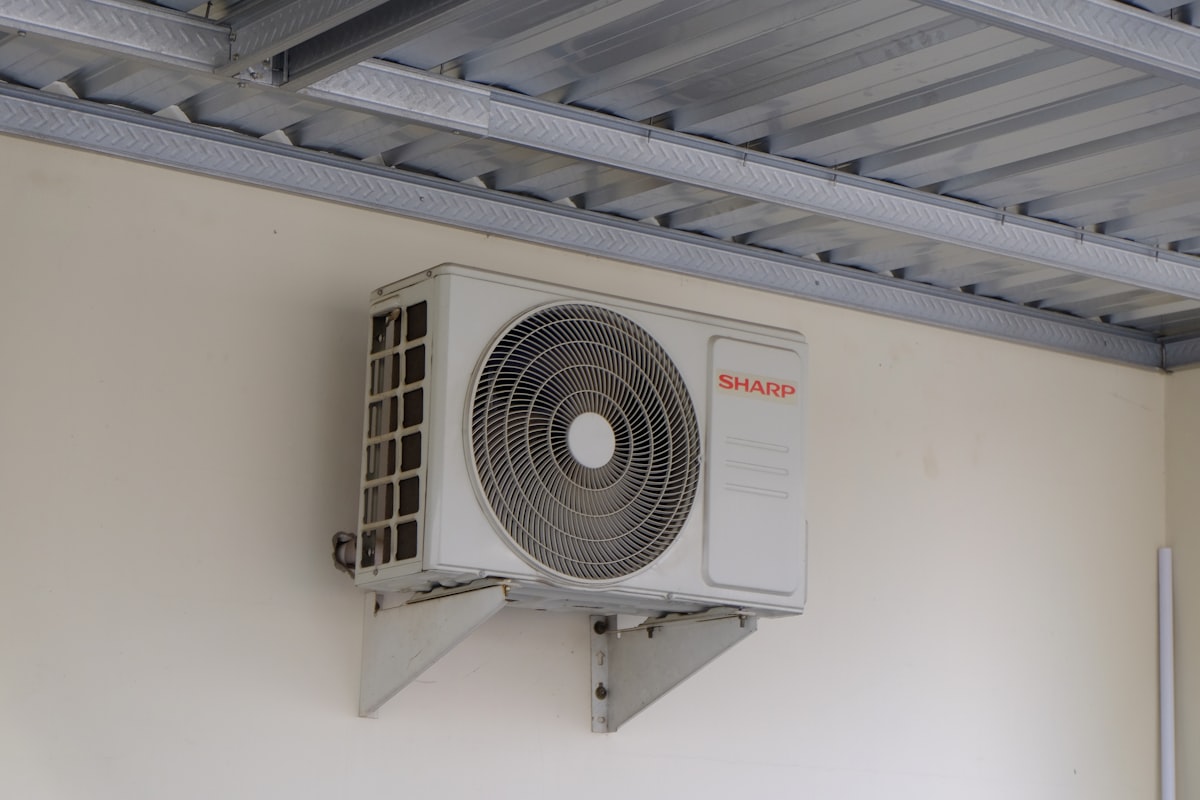 Dit bepaalt of je airco buitenunit mag blijven staan